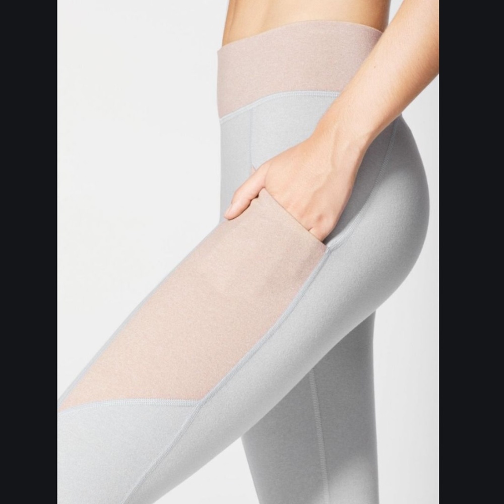 Michi Aura Pocket Leggings Rose Quartz Small NWT - Picture 5 of 16